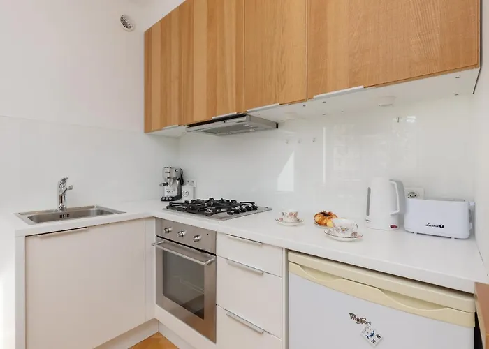 Koszykowa Sunny By Renters