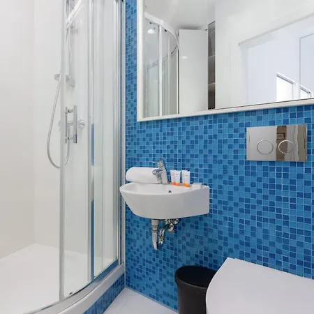 Koszykowa Sunny By Renters Apartamento Varsóvia