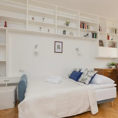 Apartamento Koszykowa Sunny By Renters Varsóvia